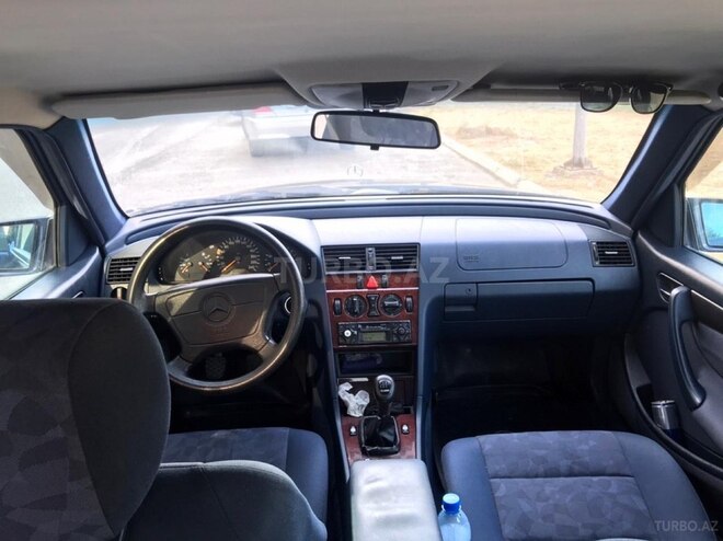 Mercedes C 180 1997, 297,000 km - 1.8 l - Bakı