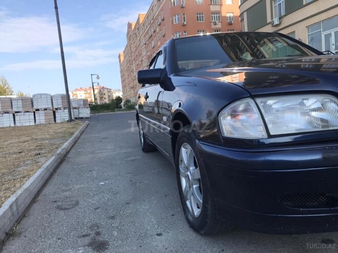 Mercedes C 180 1997, 297,000 km - 1.8 l - Bakı
