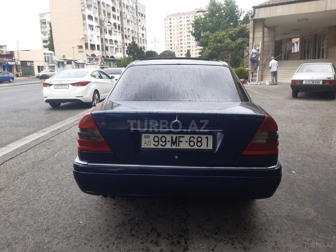 Mercedes C 220 1994, 213,000 km - 2.2 l - Bakı