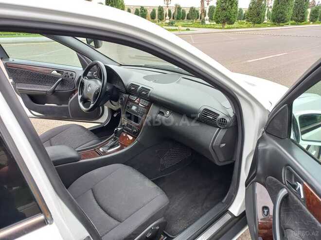 Mercedes C 240 2001, 200,300 km - 2.4 л - Gəncə