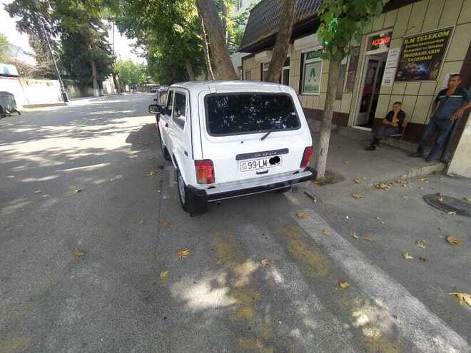 LADA (VAZ) Niva 2010, 105,000 km - 1.7 л - Şamaxı