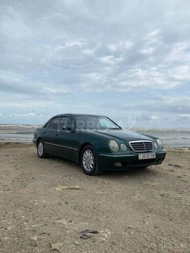 Mercedes E 240 2000, 260,000 km - 2.4 l - Xırdalan