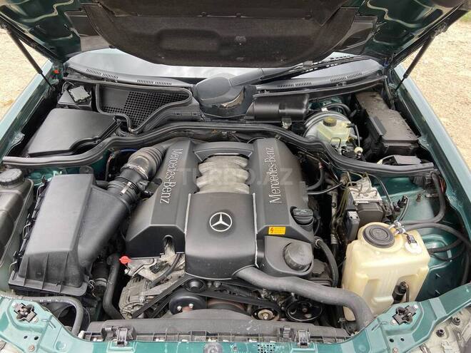 Mercedes E 240 2000, 260,000 km - 2.4 l - Xırdalan