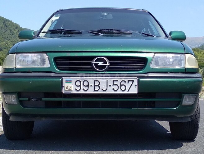 Opel Astra 1997, 440,000 km - 1.6 l - Oğuz