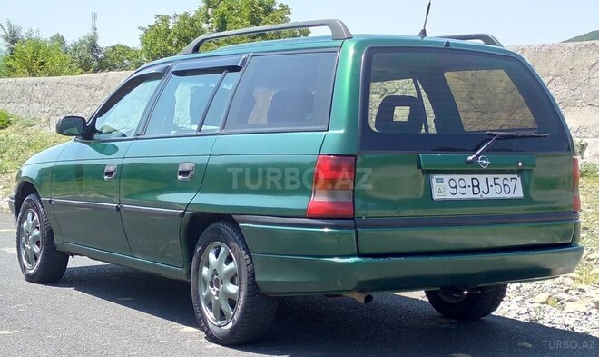Opel Astra 1997, 440,000 km - 1.6 l - Oğuz