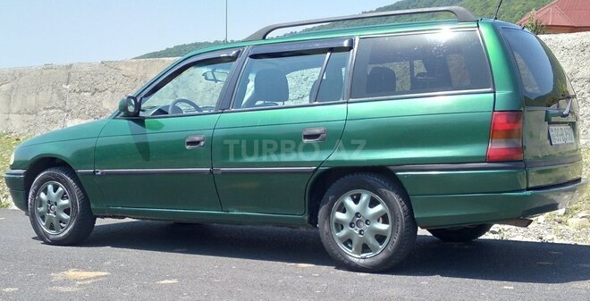 Opel Astra 1997, 440,000 km - 1.6 l - Oğuz