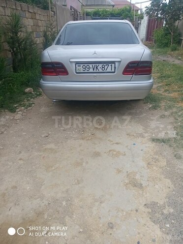 Mercedes E 220 1995, 450,000 km - 2.2 l - Bakı