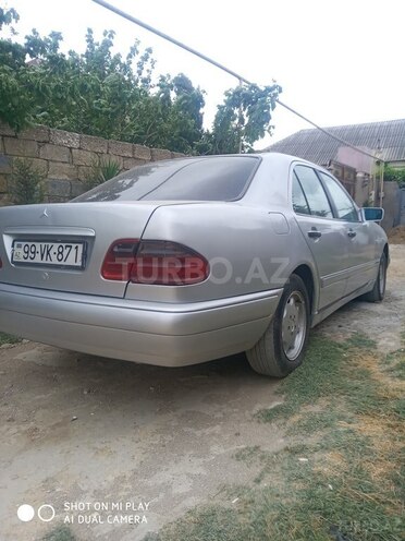 Mercedes E 220 1995, 450,000 km - 2.2 l - Bakı