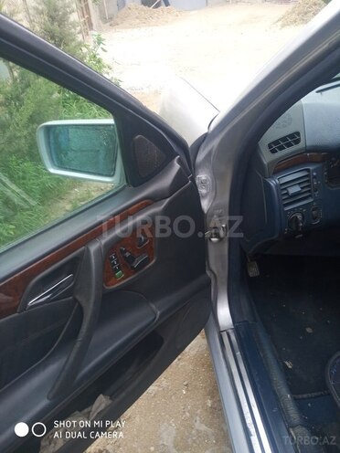 Mercedes E 220 1995, 450,000 km - 2.2 l - Bakı