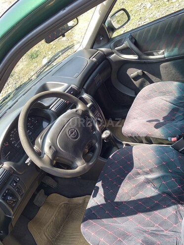 Opel Astra 1997, 440,000 km - 1.6 l - Oğuz