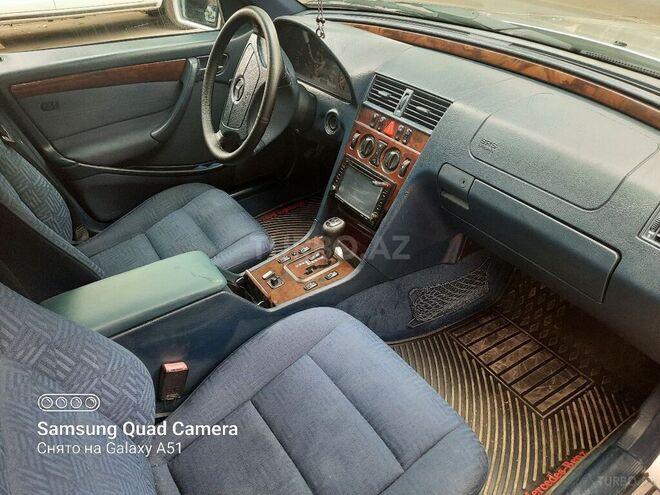 Mercedes C 200 1999, 178,853 km - 2.0 l - Gəncə