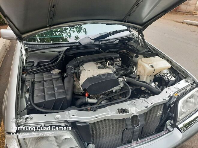 Mercedes C 200 1999, 178,853 km - 2.0 l - Gəncə