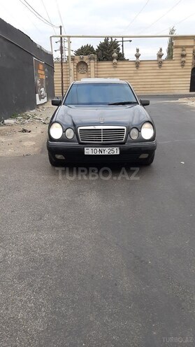 Mercedes E 220 1996, 359,500 km - 2.2 l - Bakı