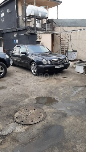 Mercedes E 220 1996, 359,500 km - 2.2 l - Bakı