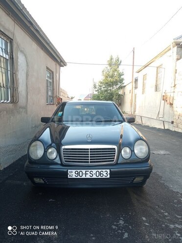 Mercedes E 200 1997, 392,000 km - 2.0 л - Bakı