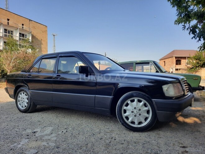 Mercedes 190 1991, 359,000 km - 1.8 л - Şirvan