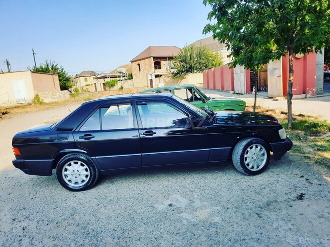 Mercedes 190 1991, 359,000 km - 1.8 л - Şirvan