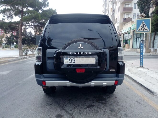 Mitsubishi Pajero 2007, 260,000 km - 3.0 l - Sumqayıt