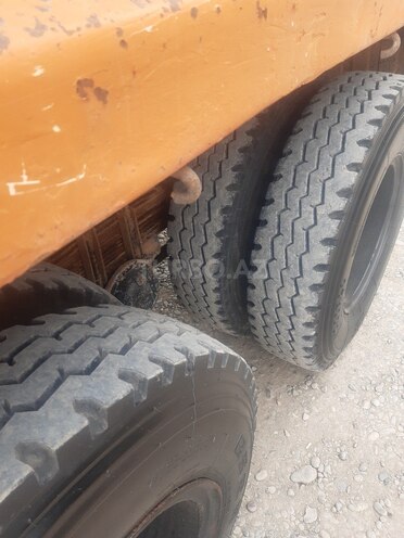 KamAz 5511 1987, 450,000 km - 11.0 l - Salyan