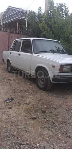LADA (VAZ) 2107 2005, 85,000 km - 1.6 l - Salyan