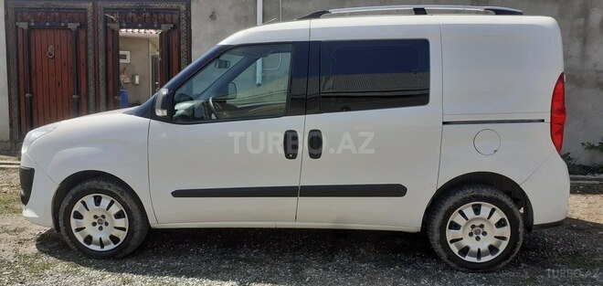 Fiat Doblo 2011, 273,140 km - 1.4 л - Qusar
