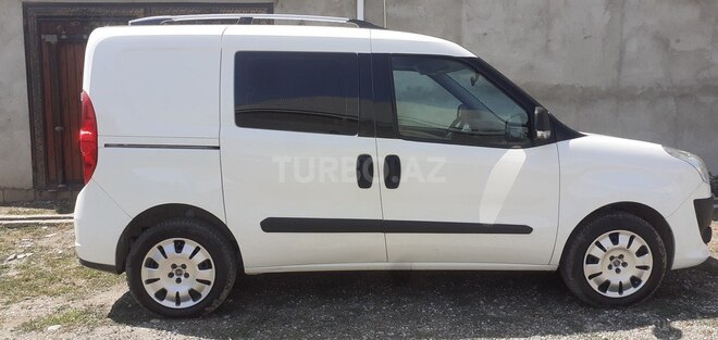 Fiat Doblo 2011, 273,140 km - 1.4 л - Qusar
