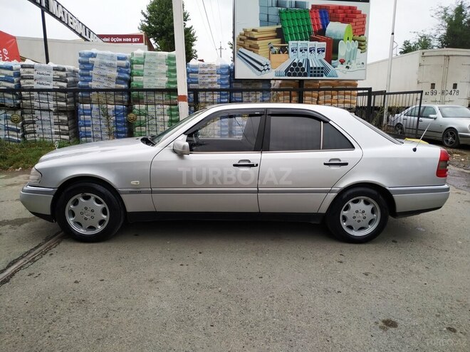 Mercedes C 200 1997, 236,145 km - 2.0 л - Bakı