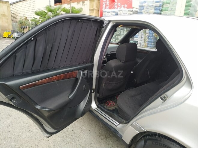 Mercedes C 200 1997, 236,145 km - 2.0 л - Bakı