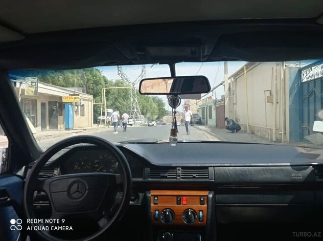 Mercedes E 200 1995, 400,000 km - 2.0 l - Bakı