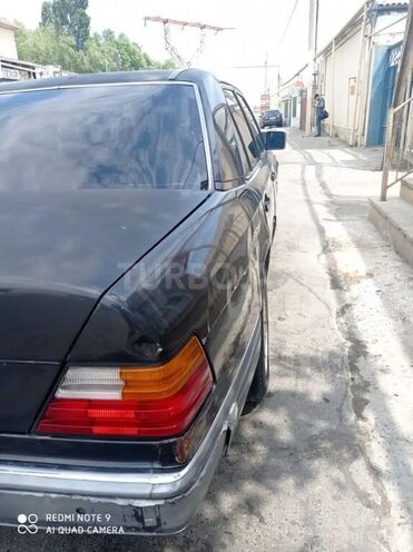 Mercedes E 200 1995, 400,000 km - 2.0 l - Bakı