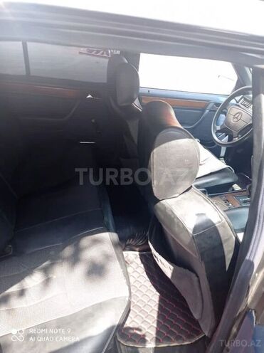 Mercedes E 200 1995, 400,000 km - 2.0 l - Bakı