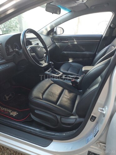 Hyundai Elantra 2015, 56,000 km - 1.8 л - Bakı