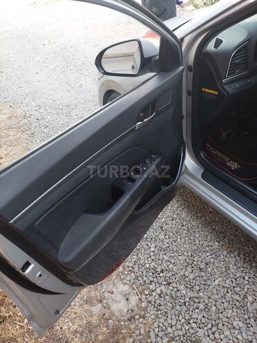 Hyundai Elantra 2015, 56,000 km - 1.8 л - Bakı