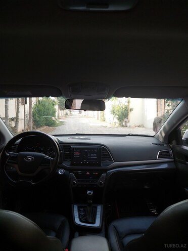 Hyundai Elantra 2015, 56,000 km - 1.8 л - Bakı
