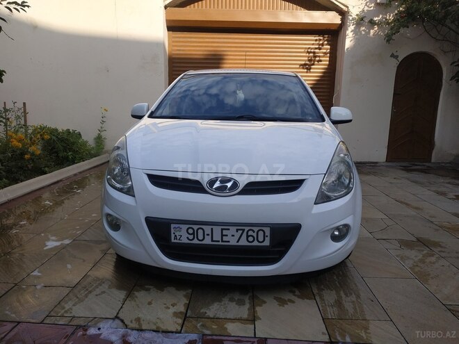 Hyundai i20 2010, 228,000 km - 1.4 l - Bakı