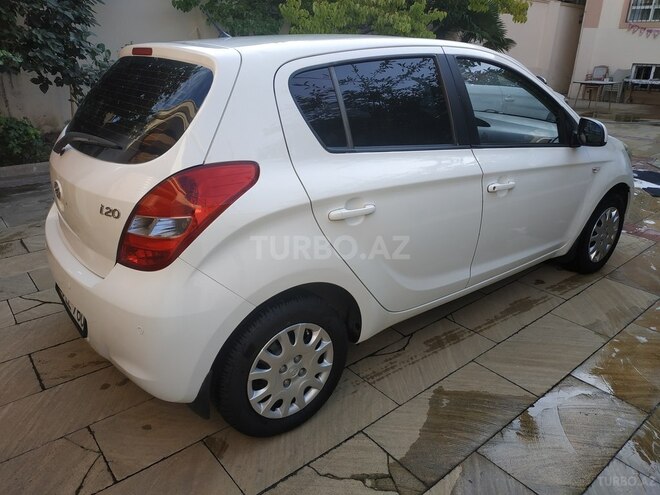 Hyundai i20 2010, 228,000 km - 1.4 l - Bakı