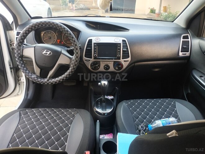 Hyundai i20 2010, 228,000 km - 1.4 l - Bakı