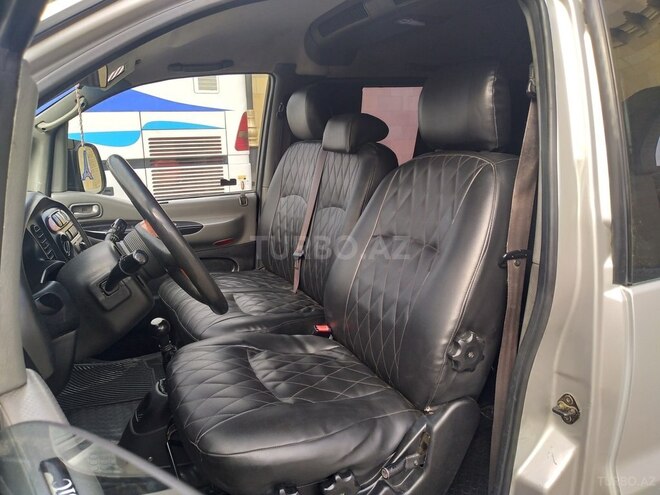 Hyundai H-1 2005, 400,000 km - 2.5 l - Bakı