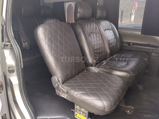 Hyundai H-1 2005, 400,000 km - 2.5 l - Bakı