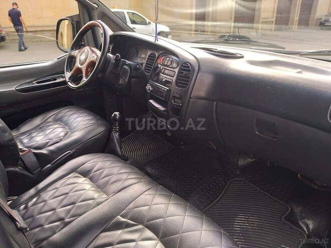 Hyundai H-1 2005, 400,000 km - 2.5 l - Bakı