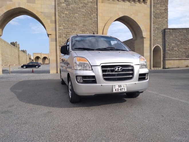 Hyundai H-1 2005, 400,000 km - 2.5 l - Bakı