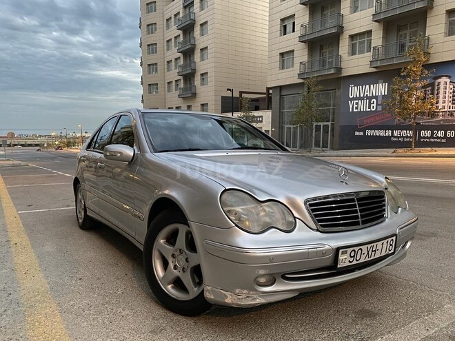 Mercedes C 240 2000, 295,000 km - 2.6 l - Bakı
