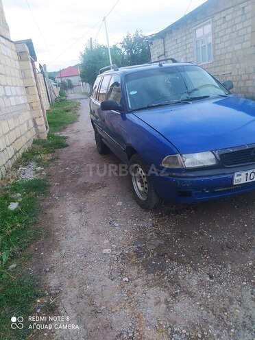 Opel Astra 1997, 100,000 km - 1.7 l - Quba
