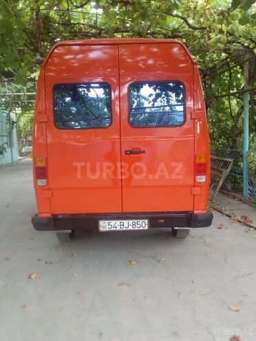 Mercedes 208 D 1990, 160,000 km - 2.3 л - Sabirabad