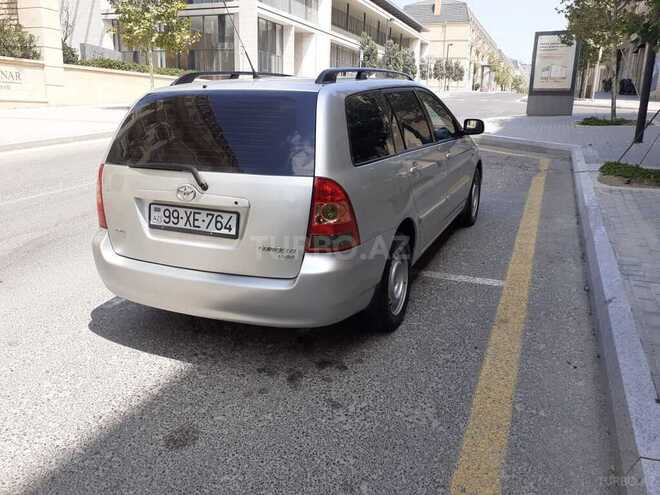 Toyota Corolla 2006, 195,000 km - 1.4 l - Bakı