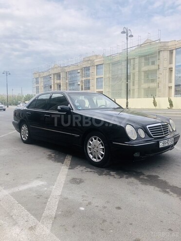 Mercedes E 240 2000, 209,000 km - 2.6 л - Bakı