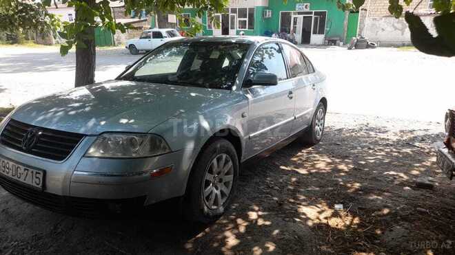 Volkswagen Passat 2003, 337,220 km - 1.8 l - Xaçmaz