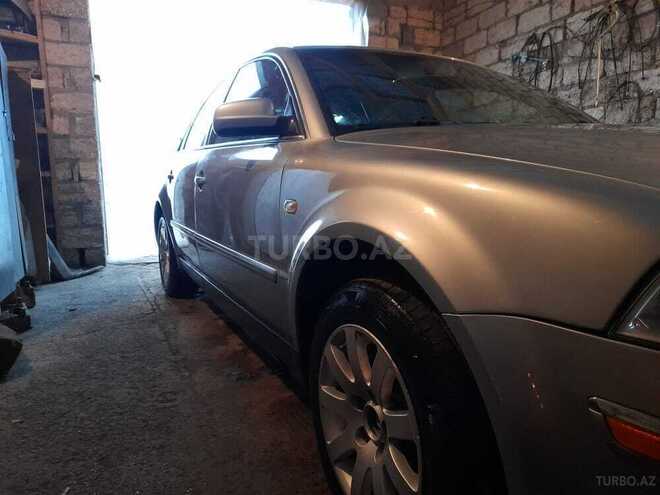 Volkswagen Passat 2003, 337,220 km - 1.8 l - Xaçmaz
