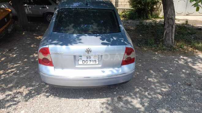 Volkswagen Passat 2003, 337,220 km - 1.8 l - Xaçmaz