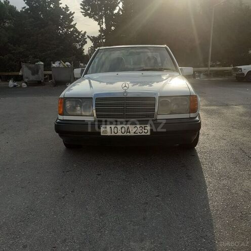 Mercedes E 230 1988, 212,222 km - 2.3 л - Bakı